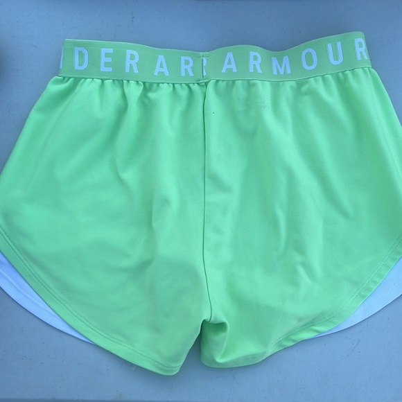 Womens small under armour shorts - Picture 3 of 3